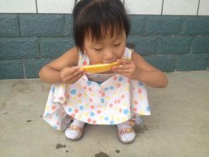 抢吃瓜小孩,抢吃瓜小孩的欢乐时光